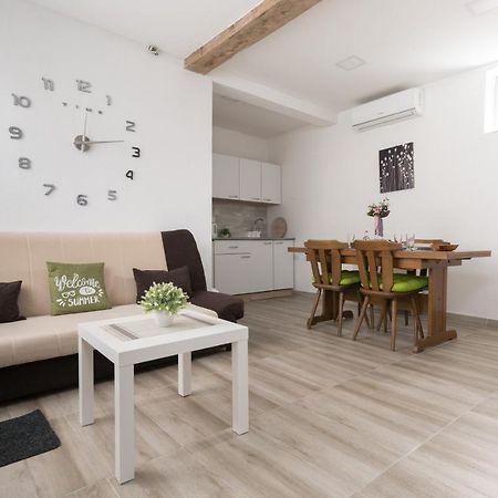 Apartmani Kod Marka Pozega Extérieur photo