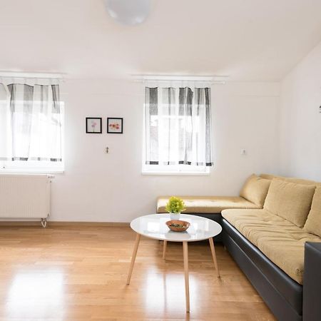 Apartmani Kod Marka Pozega Extérieur photo
