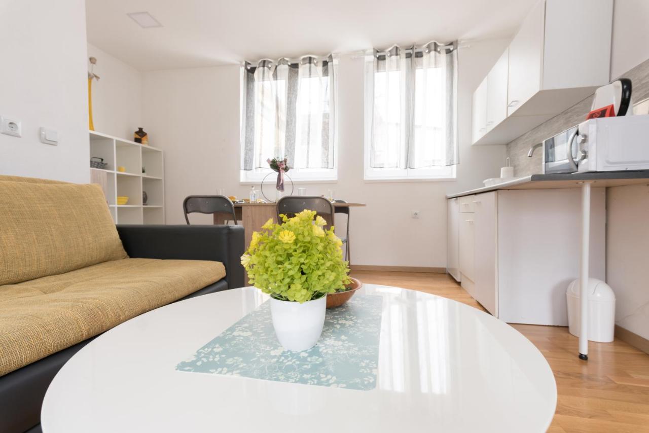 Apartmani Kod Marka Pozega Extérieur photo