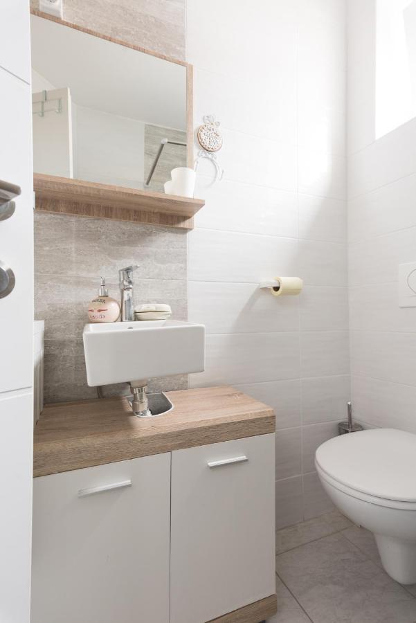 Apartmani Kod Marka Pozega Extérieur photo
