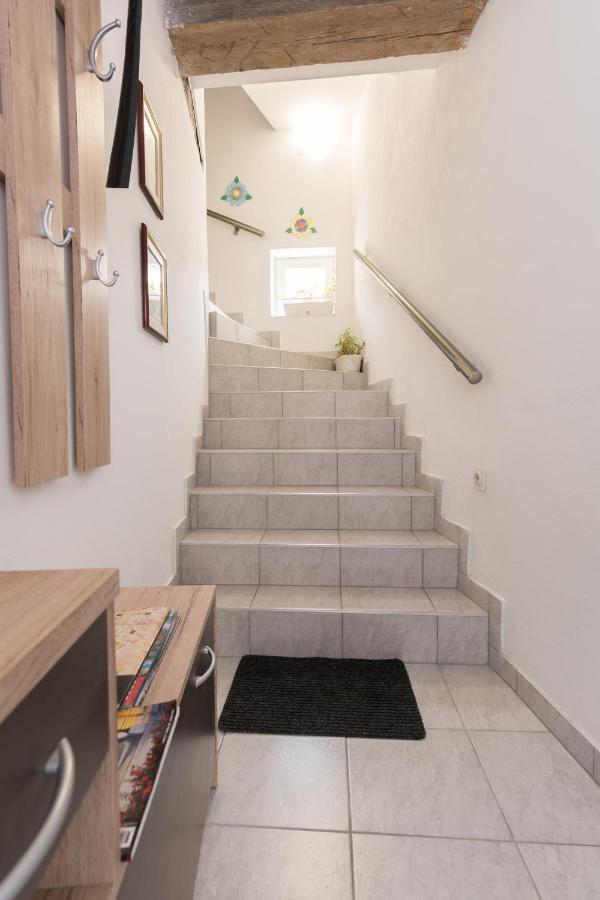 Apartmani Kod Marka Pozega Extérieur photo