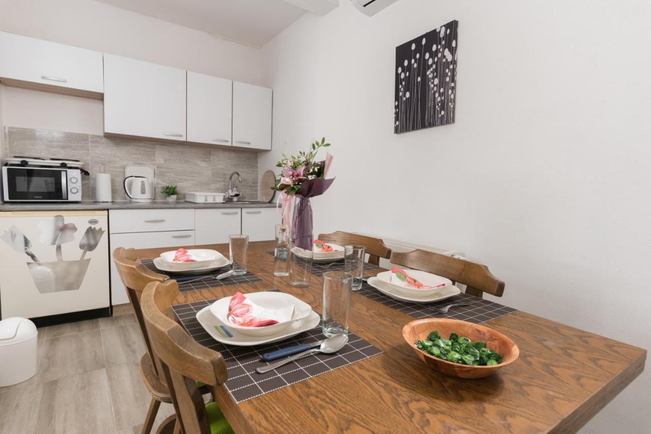 Apartmani Kod Marka Pozega Extérieur photo
