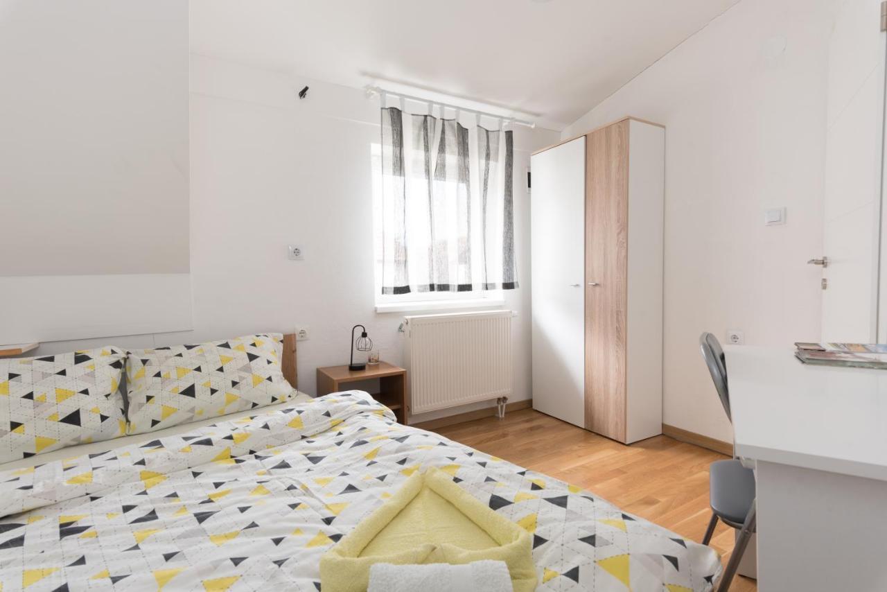 Apartmani Kod Marka Pozega Extérieur photo